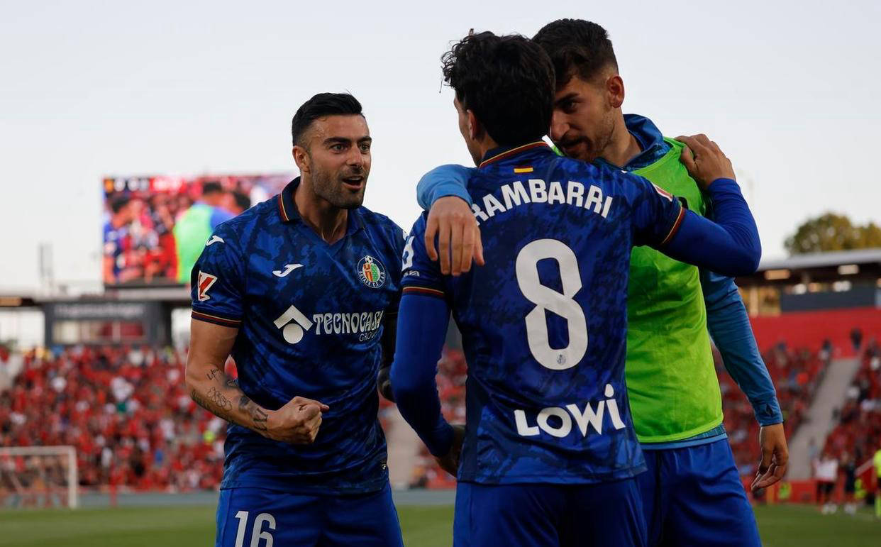 赫塔费逆袭比利亚雷亚尔 2-1收获西甲两连胜,黄潜遭遇连败